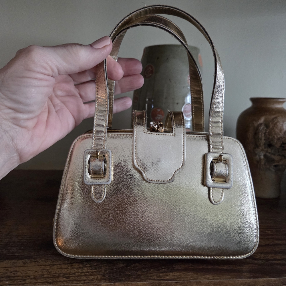 VINTAGE Flahs & Co.Elegant Gold Mini Bag